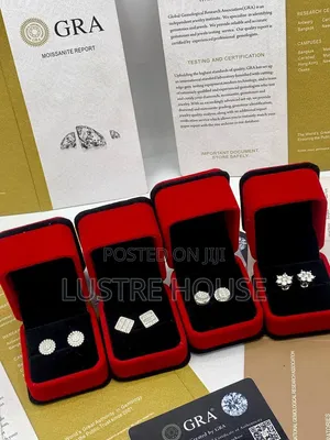  VVS1 Moissanite Diamond Unisex Earrings 
