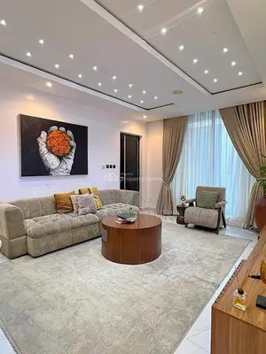 Luxury 2 Bedroom Apartment