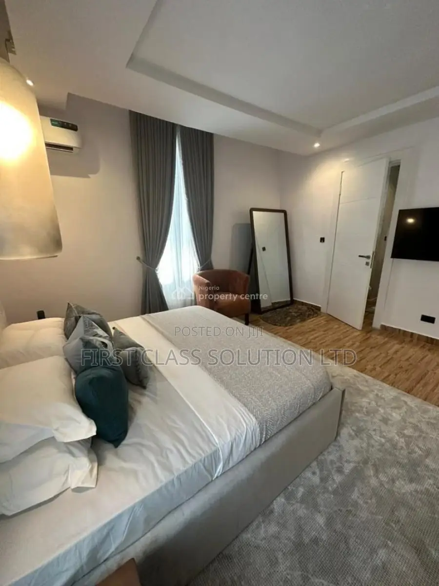 Luxury 2 Bedroom Apartment