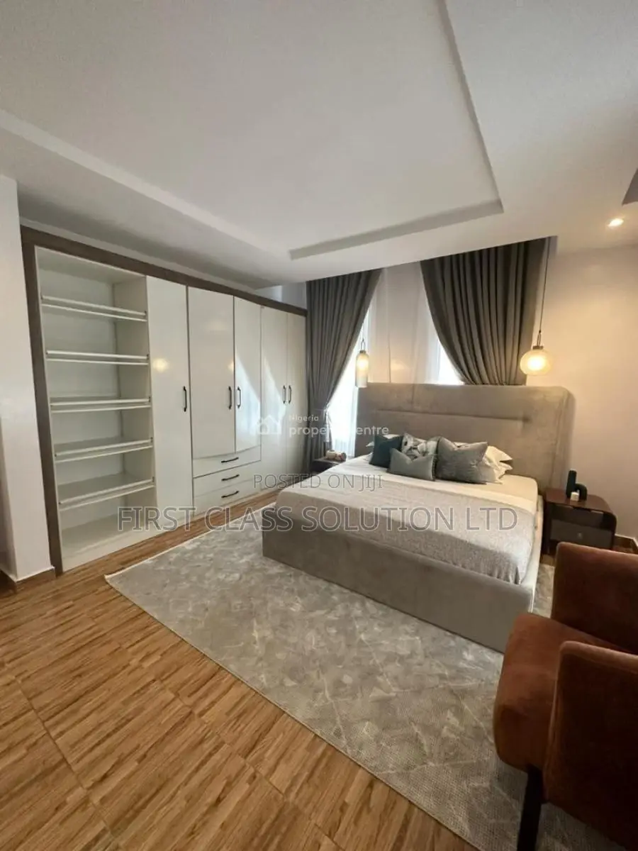 Luxury 2 Bedroom Apartment