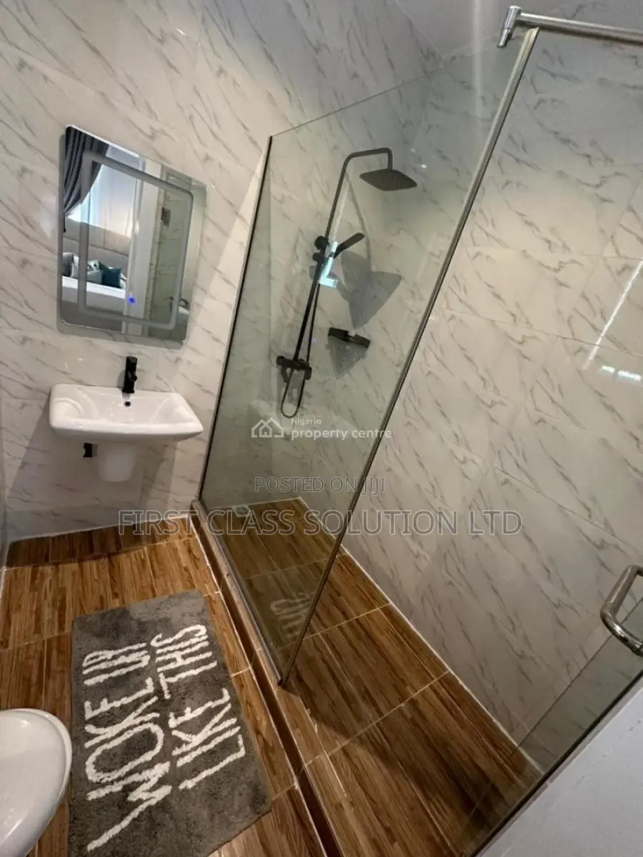 Luxury 2 Bedroom Apartment