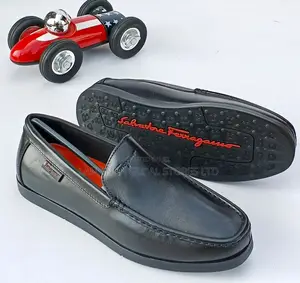 Salvatore Ferragamo Minimalist Leather Loafers