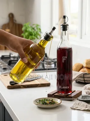 Flanek 2-Piece Glass Oil and Vinegar Dispenser Set Oil Bottle