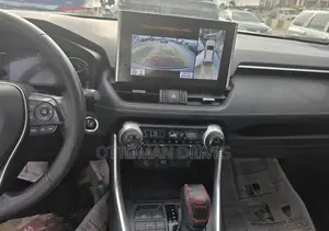 Toyota RAV4 Limited 2021 White
