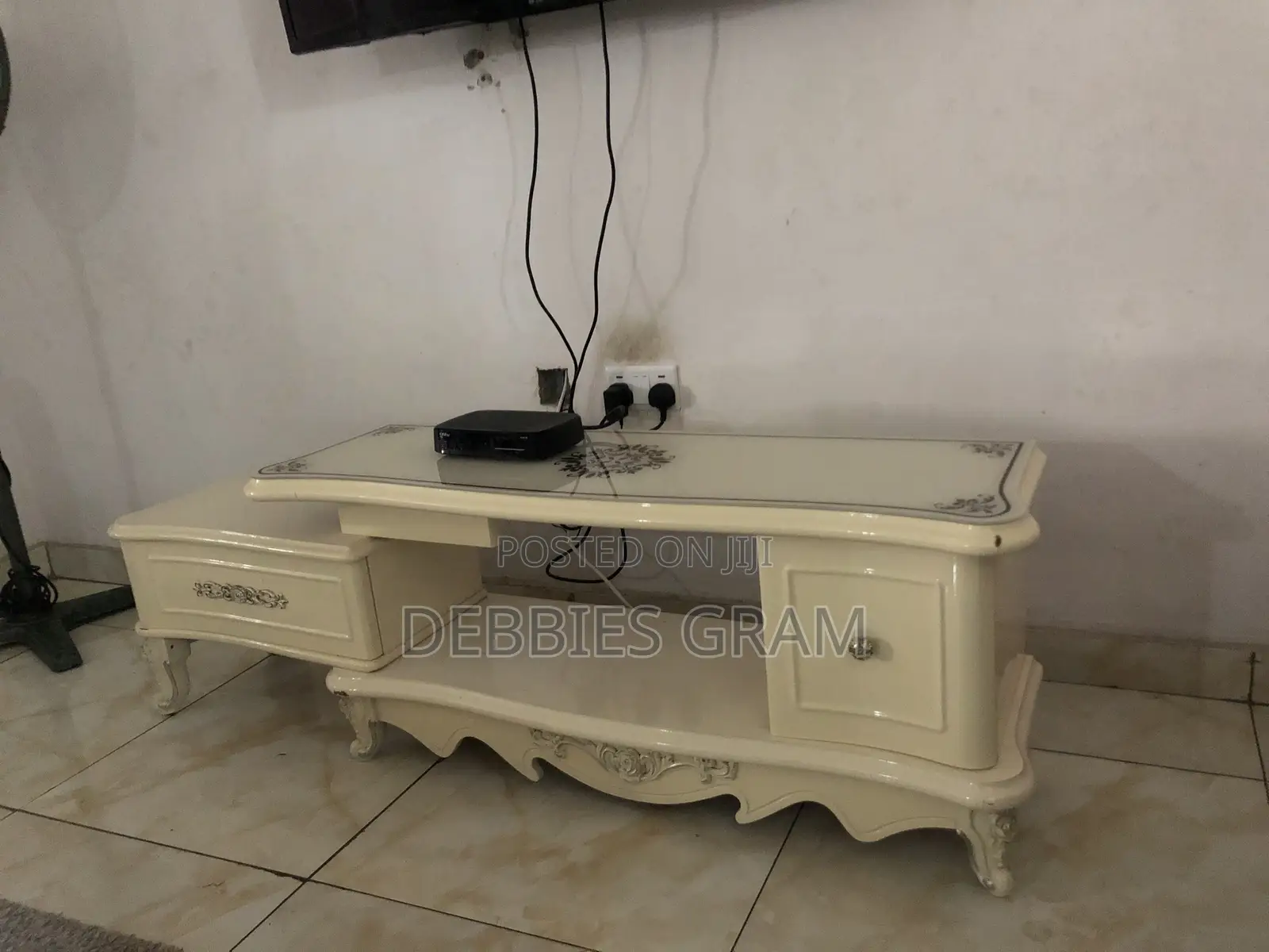 TV Console