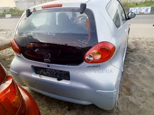 Toyota Aygo 2005 Green
