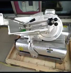 Commercial Meat Slicer