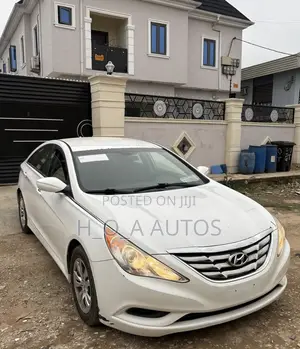 Hyundai Sonata 2012 White