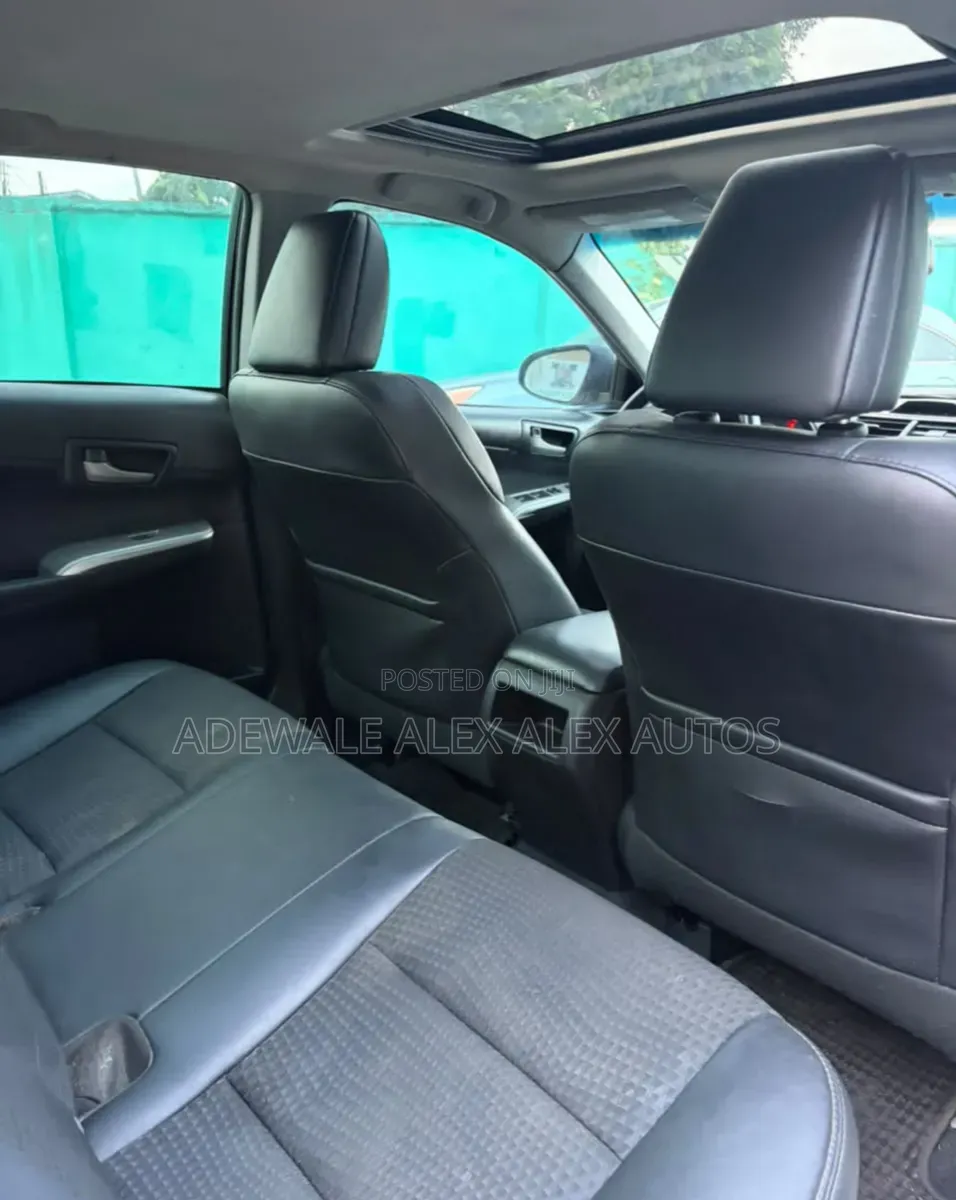 Toyota Camry 2014 Silver