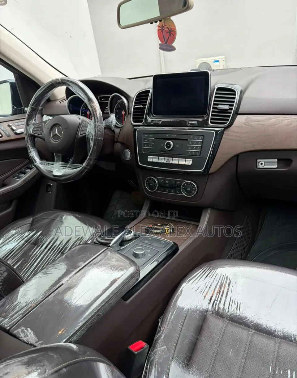 Mercedes-Benz GLE-Class 2016 Blue