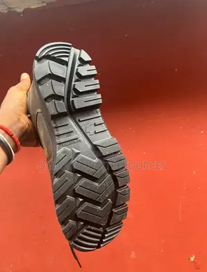 Safety Jogger Vesuvio S3 Mid Work Boots