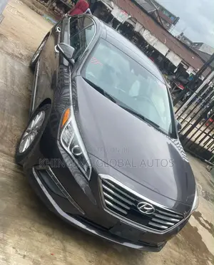 Hyundai Sonata Limited 4dr Sedan (2.4L 4cyl 6A) 2015 Gray