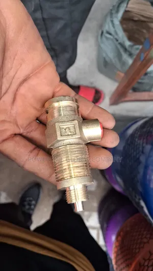 Gas Valve for Gas Refill Business/ Retaining Contact Powerline Global