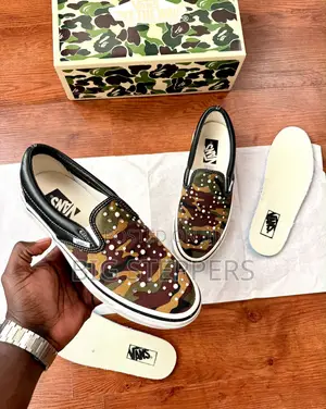 Vans LX Classic Slip on Pearlized Sneakers