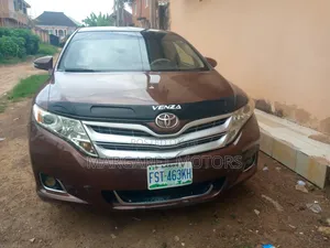 Toyota Venza 2012 Brown