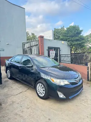Toyota Camry LE 4dr Sedan (2.5L 4cyl 6A) 2012 Black