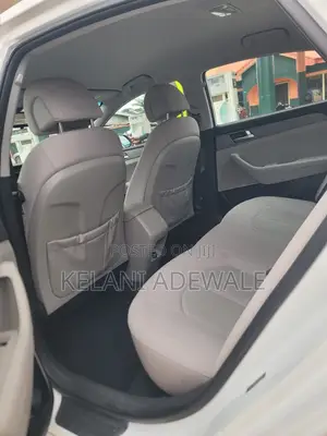Hyundai Sonata Sport Sedan FWD (2.4L 4cyl 6A) 2017 White