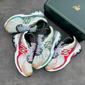New Balance Aime Sneakers Green and Red