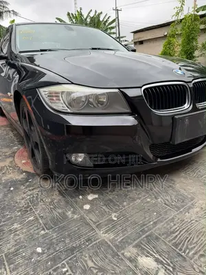 BMW 323i 2011 Black