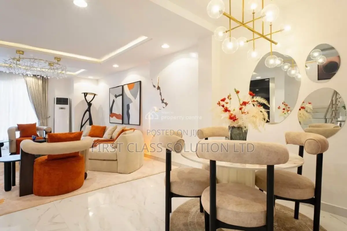 Four-Bedroom Luxury Duplex