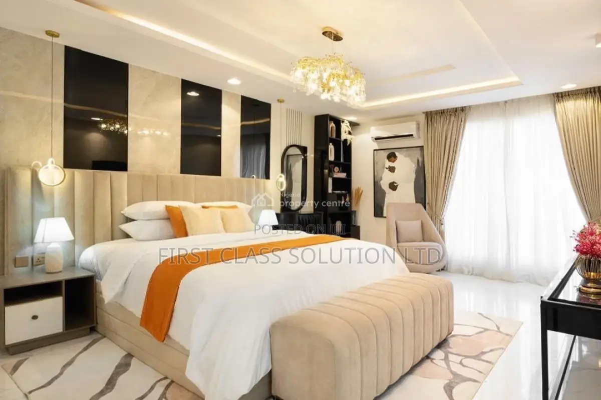 Four-Bedroom Luxury Duplex