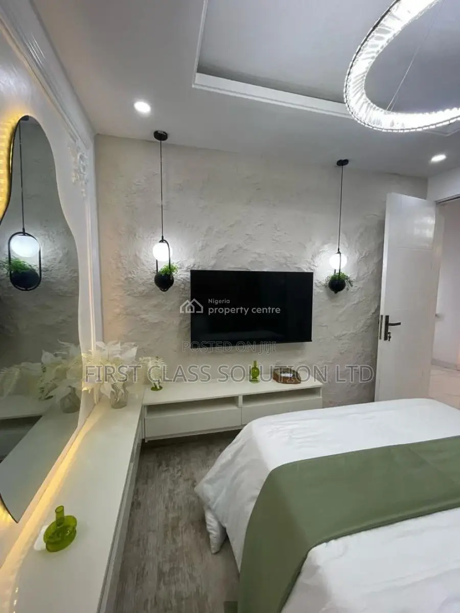 Four-Bedroom Luxury Duplex