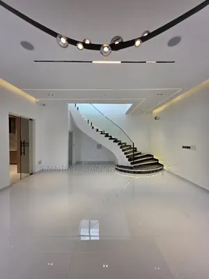 4bdrm Duplex in Thomas Estate for sale