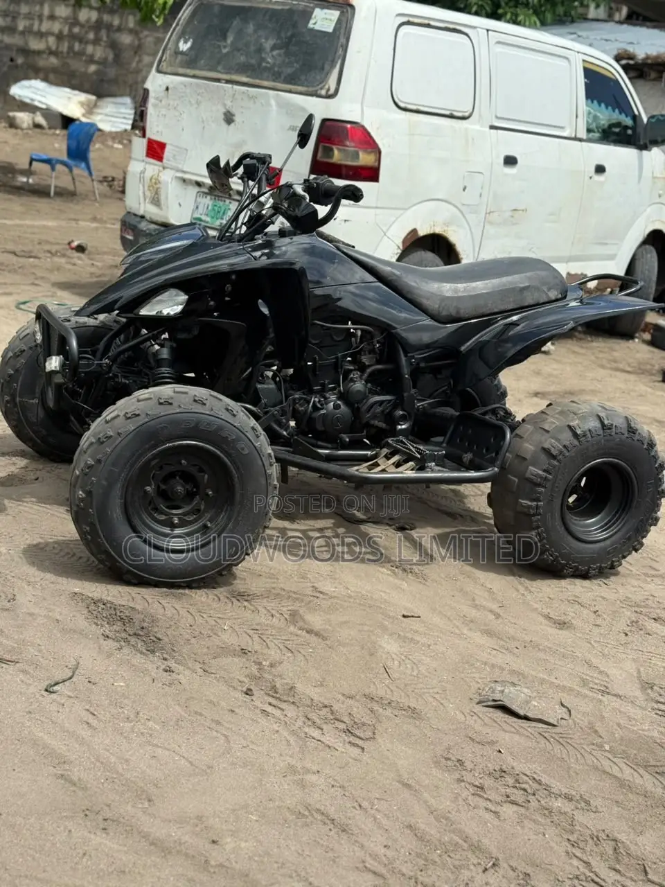 Yamaha 2002 Black