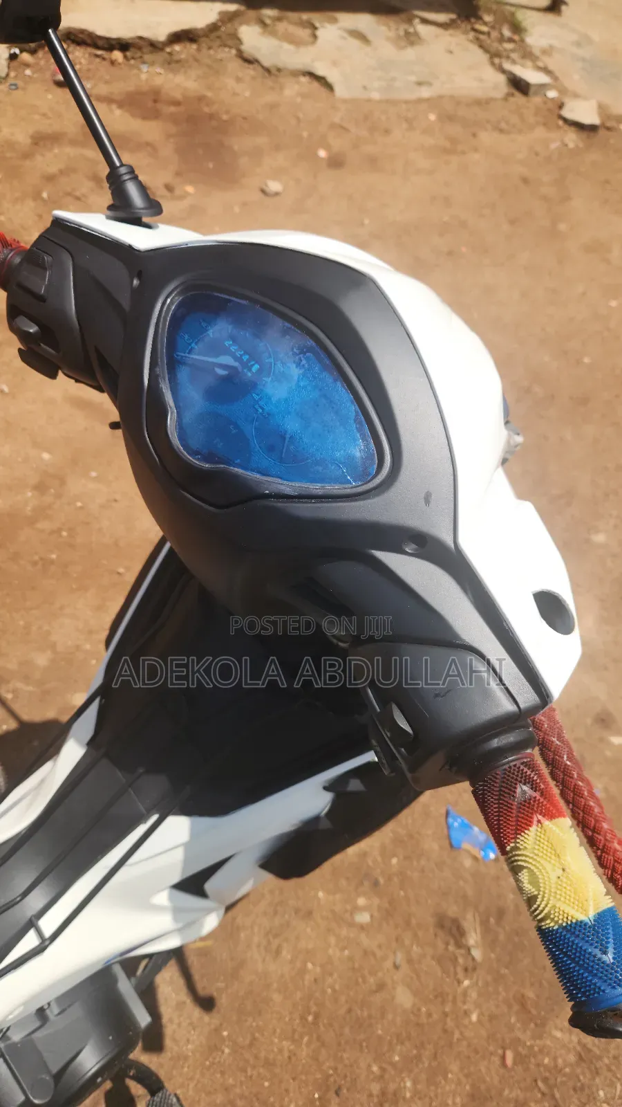 TVS Neo NX 2023 White