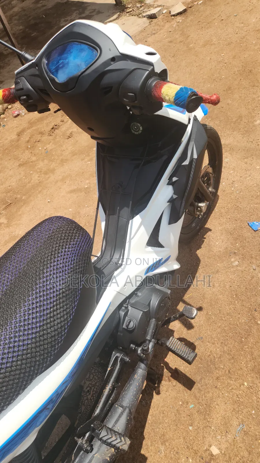 TVS Neo NX 2023 White