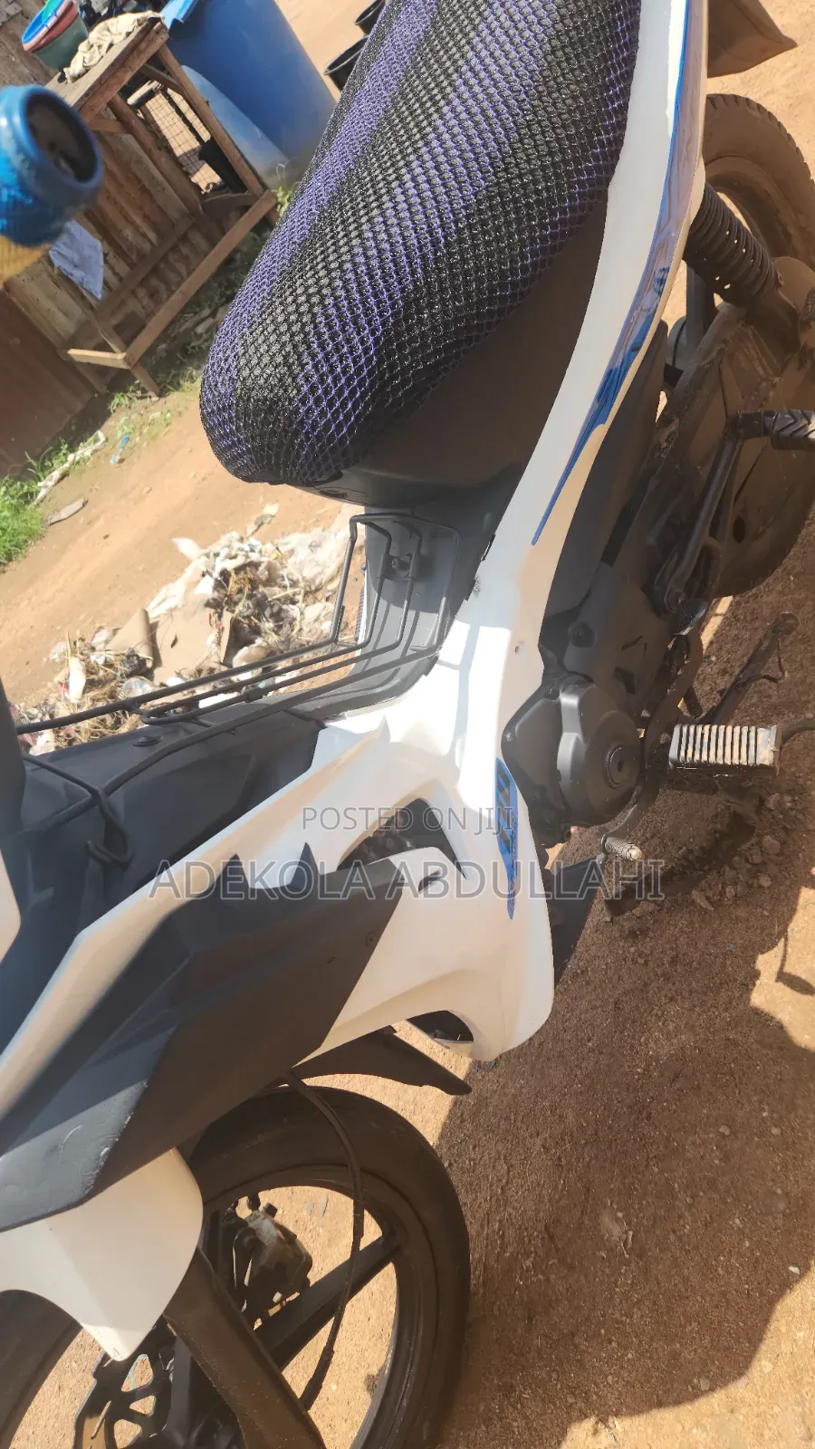 TVS Neo NX 2023 White