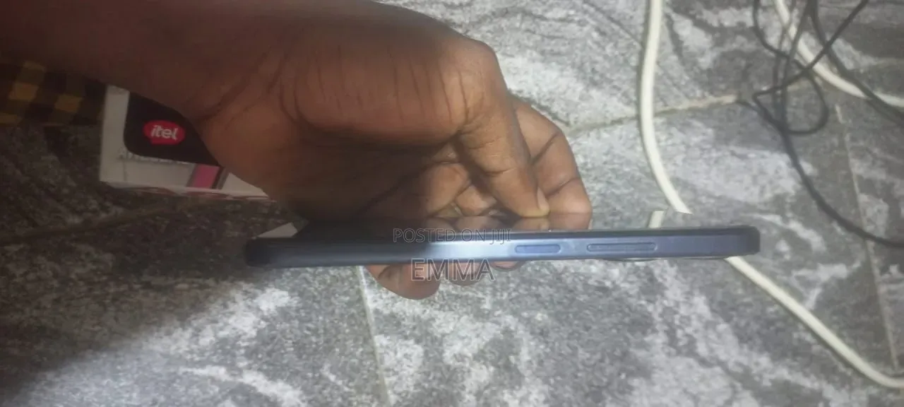 Itel A80 128 GB Gray