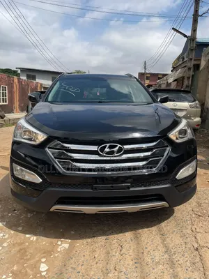 Hyundai Santa Fe 2016 Black