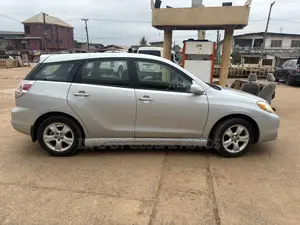 Toyota Matrix 2006 Silver