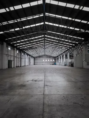 Large-Scale Storage Building Construction