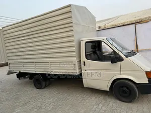 Ford Transit 2000 White