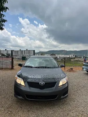 Toyota Corolla LE 4dr Sedan (1.8L 4cyl 4A) 2010 Gray