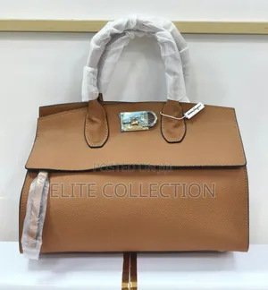 High Quality Gucci Leather Bag It's leather .
Available as Displayed