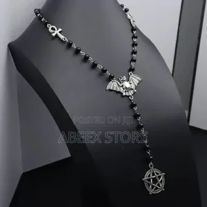 Stylish Black Necklace