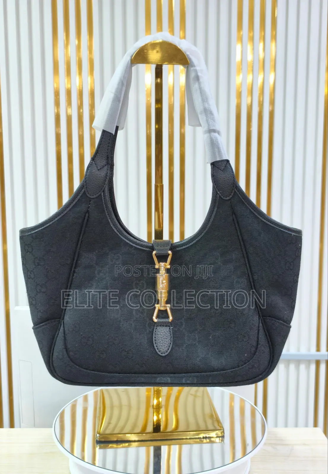 High Quality Gucci Leather Bag It's leather . Available as Displayed