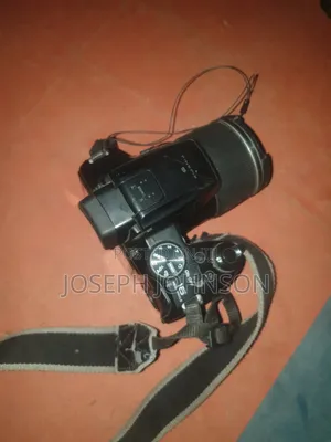 Fujifilm S9200