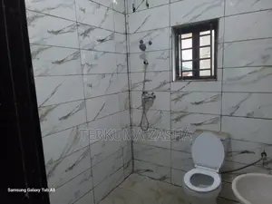 5bdrm Duplex in Jabi for rent