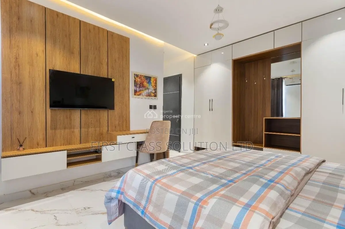 Luxurious 2 Bedroom Apartment