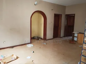 2bdrm Block of Flats in Alakuko for rent