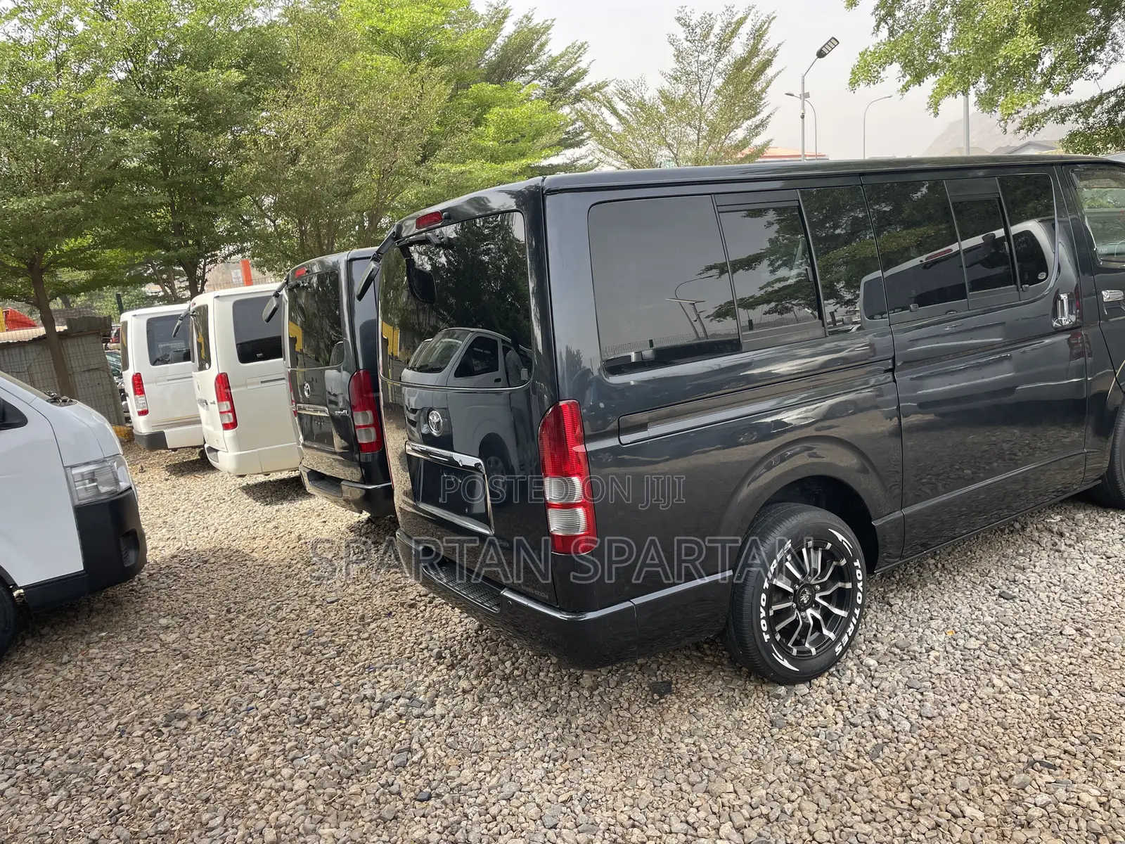 Toyota HiAce 2012 Black