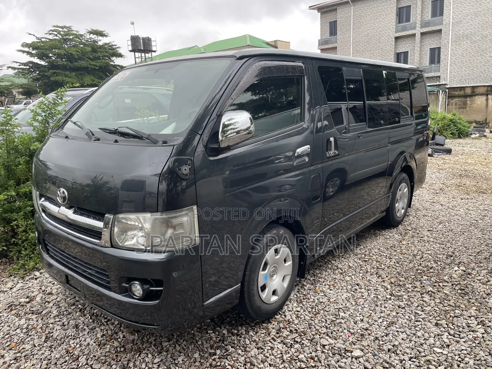 Toyota HiAce 2012 Black