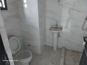 4bdrm Townhouse / Terrace in Gaduwa for rent