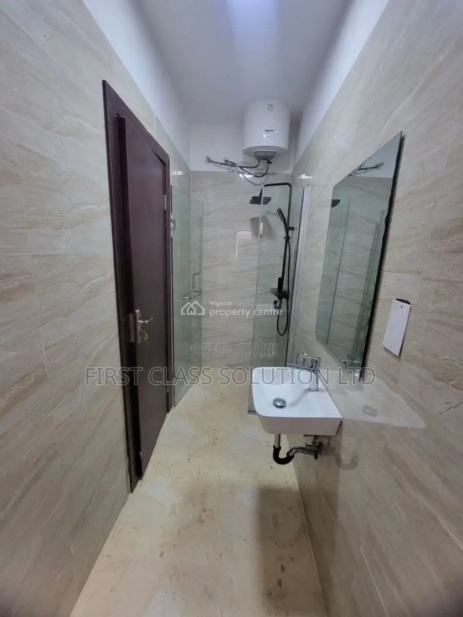 Luxurious 2 Bedroom Apartment