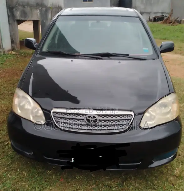 Toyota Corolla 2003 Black