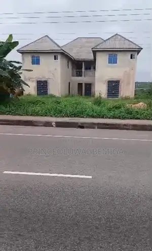 2bdrm Apartment in Epe for sale